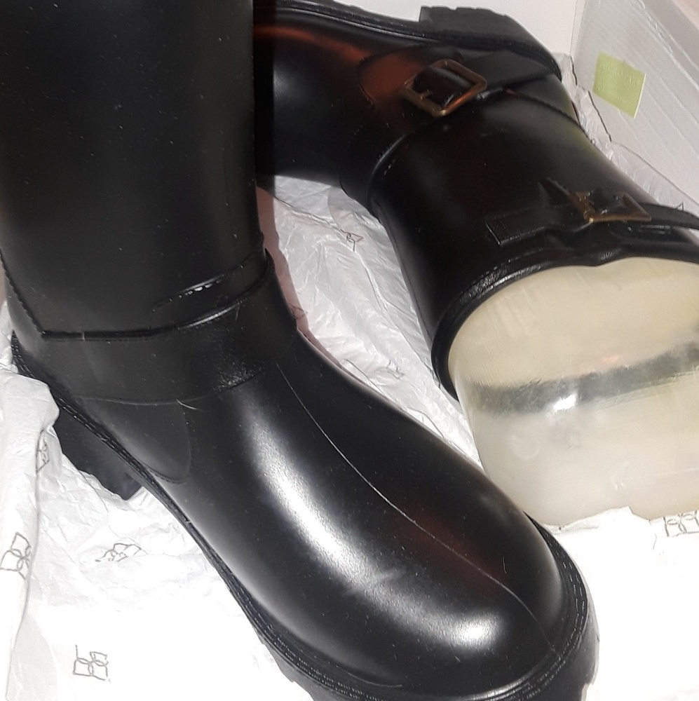 däv rain boots